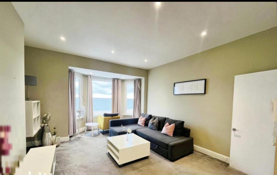 Stones Throw From The Beach - Stunning Sea View Portsmouth Exterior photo