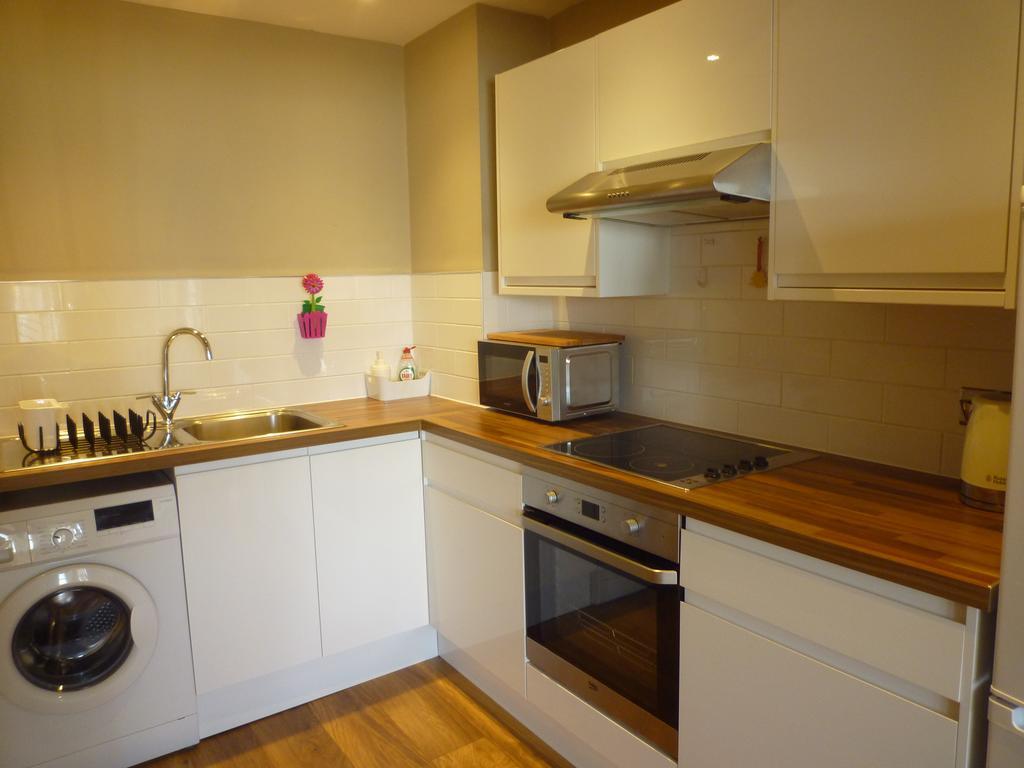 Stones Throw From The Beach - Stunning Sea View Portsmouth Exterior photo
